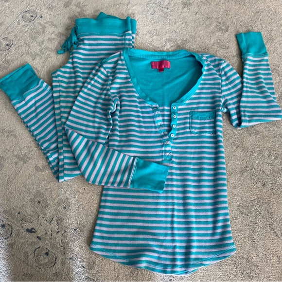 Victoria's Secret Other - Victoria’s Secret Thermal Pajama Set Pants Henley Top Striped Metallic Small